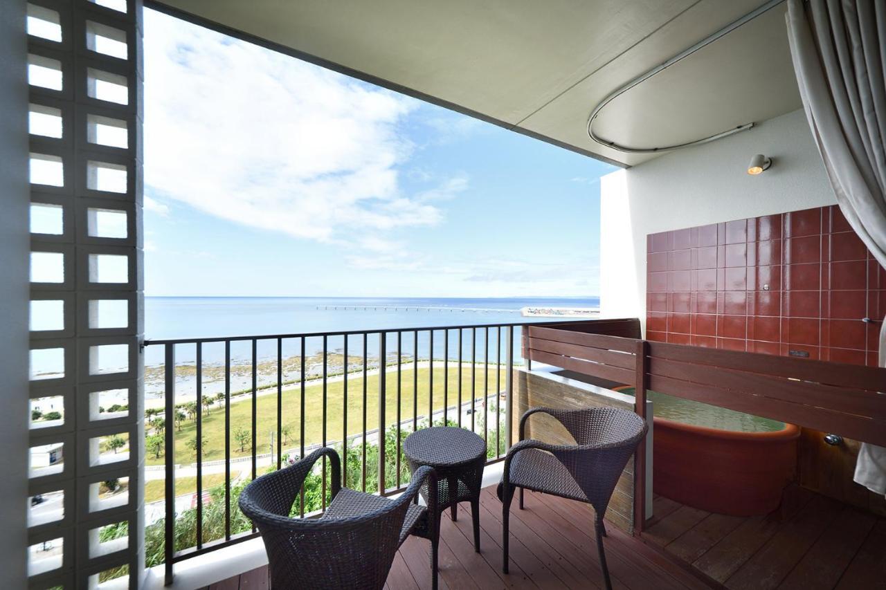 Senagajima Island Resort & Spa Tomigusuku Eksteriør bilde